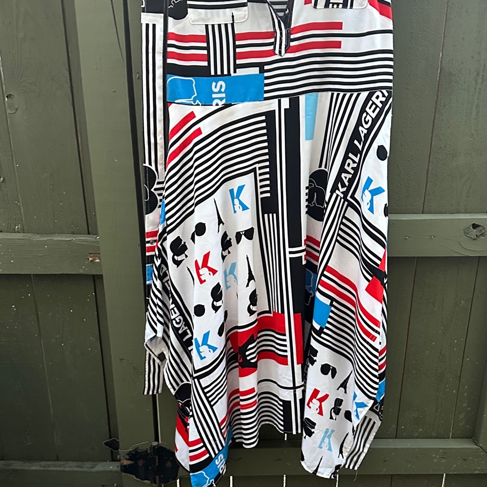 Karl Lagerfeld Black White Red Blue Graphic Panel Dress - Picture 2 of 11